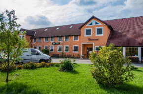 Hotel U Jezera, Velký Osek